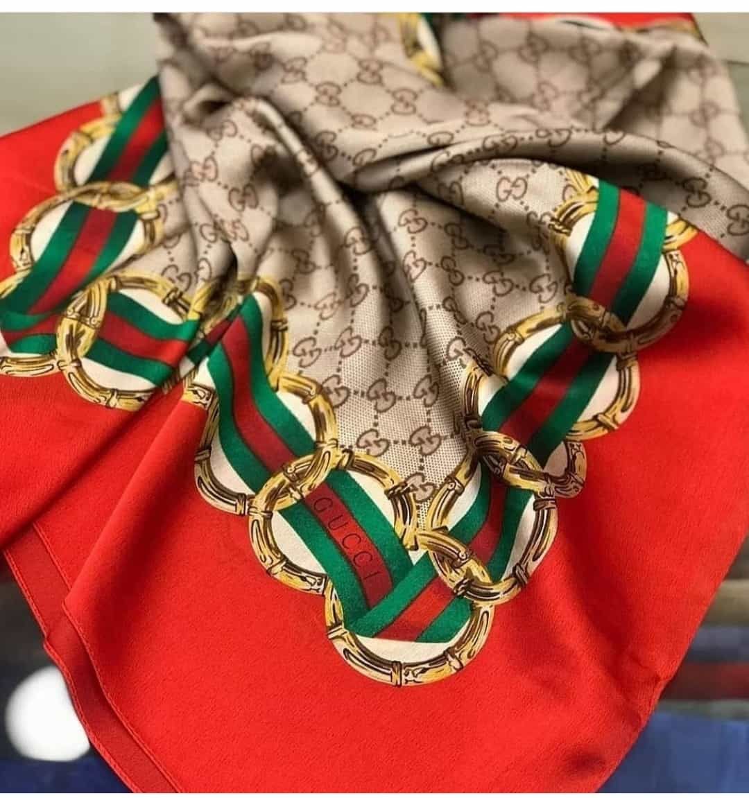 GUCCİ VUAL İPEK ŞAL KIRMIZI