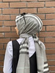 BURBERRY ŞAL GÜMÜŞ