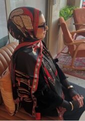 HERMES VUAL İPEK ŞAL KEMER DESENLİ SİYAH KIRMIZI