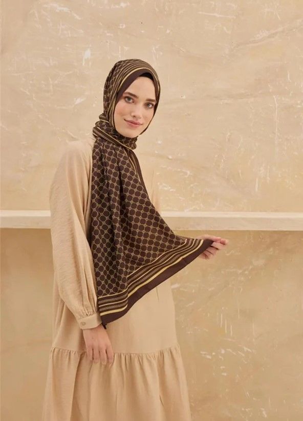 CARDİON MEDİNE İPEĞİ ŞAL MONOGRAM KAHVE SARI