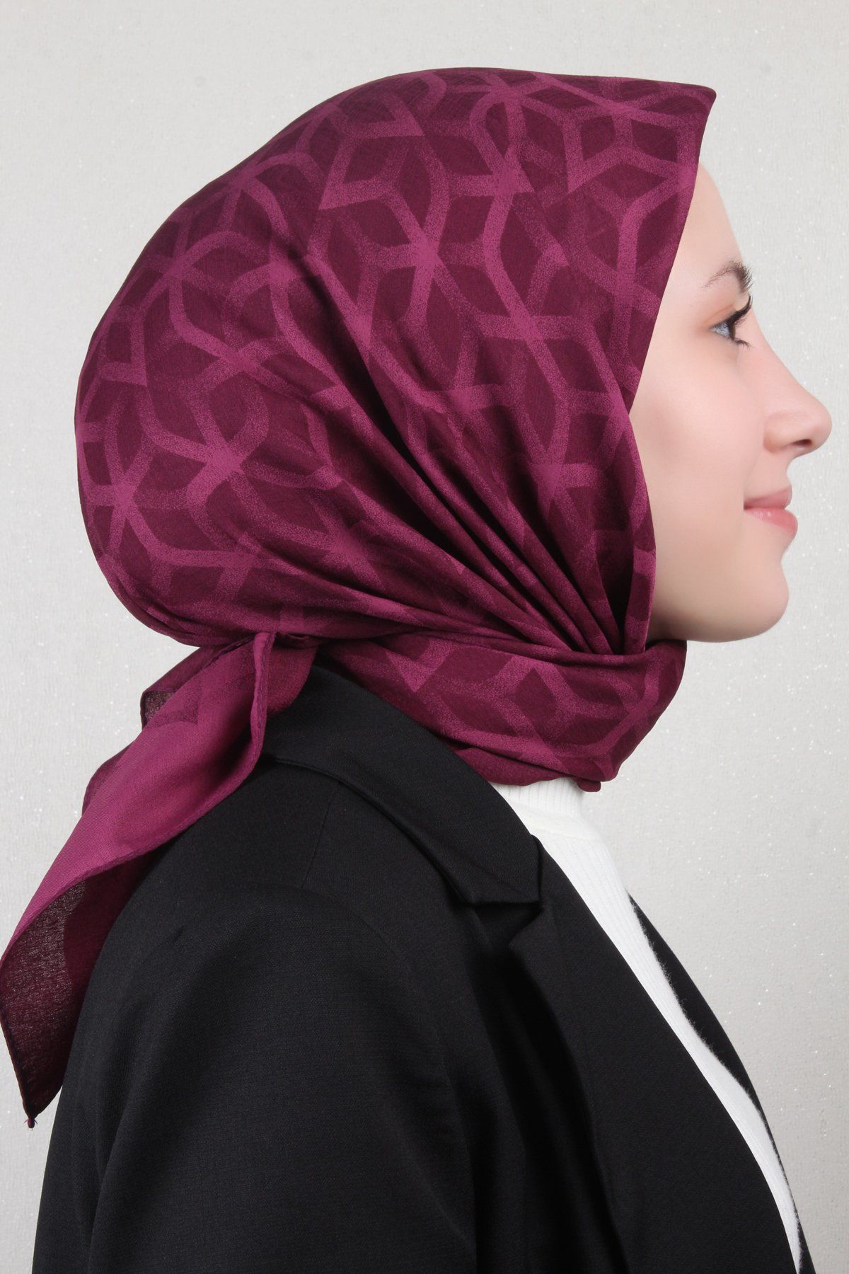 AKER KARMA EŞARP 1040600-992 MÜRDÜM