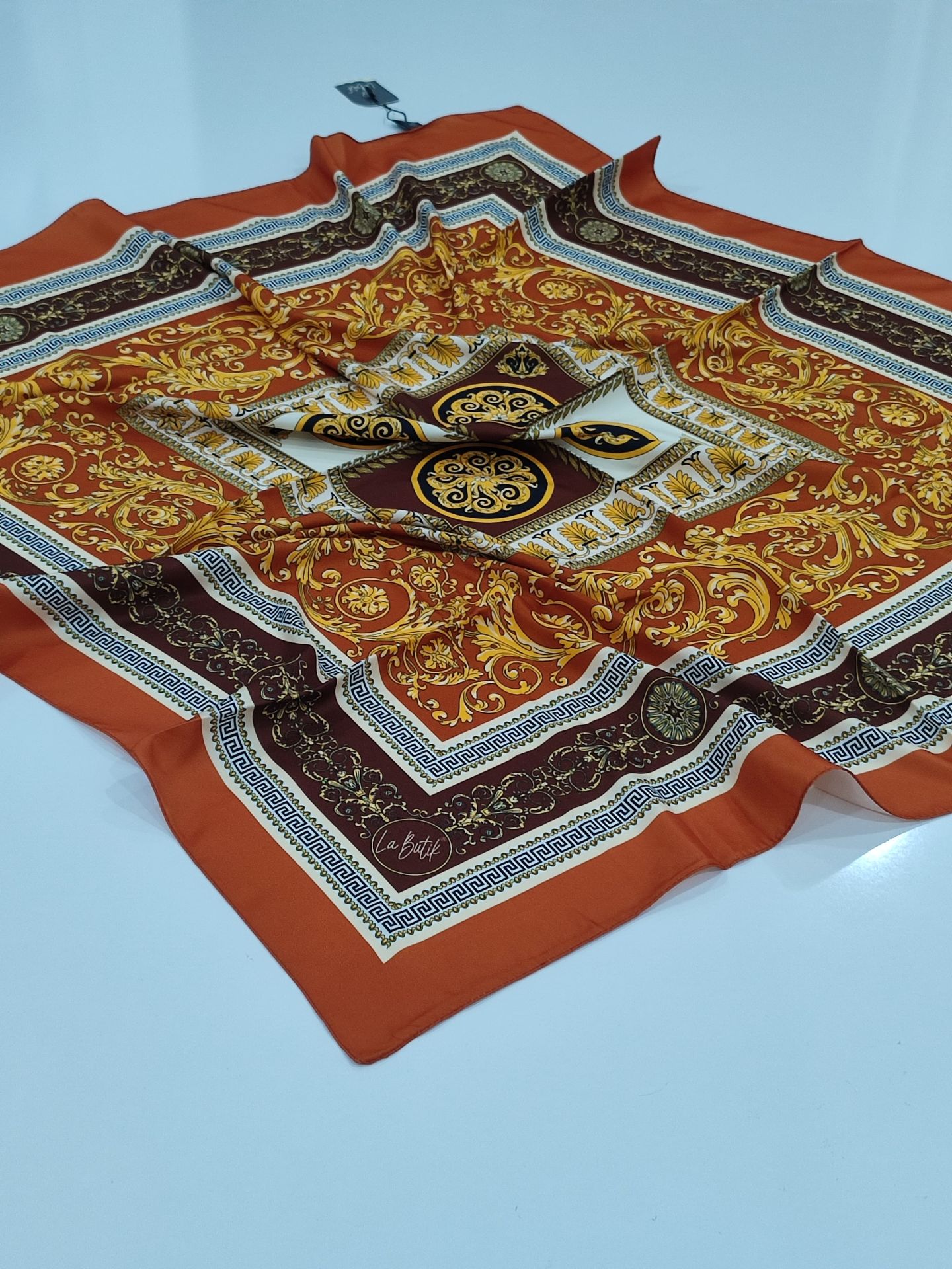 LABUTİK VERSACE MODEL TİVİL EŞARP KİREMİT