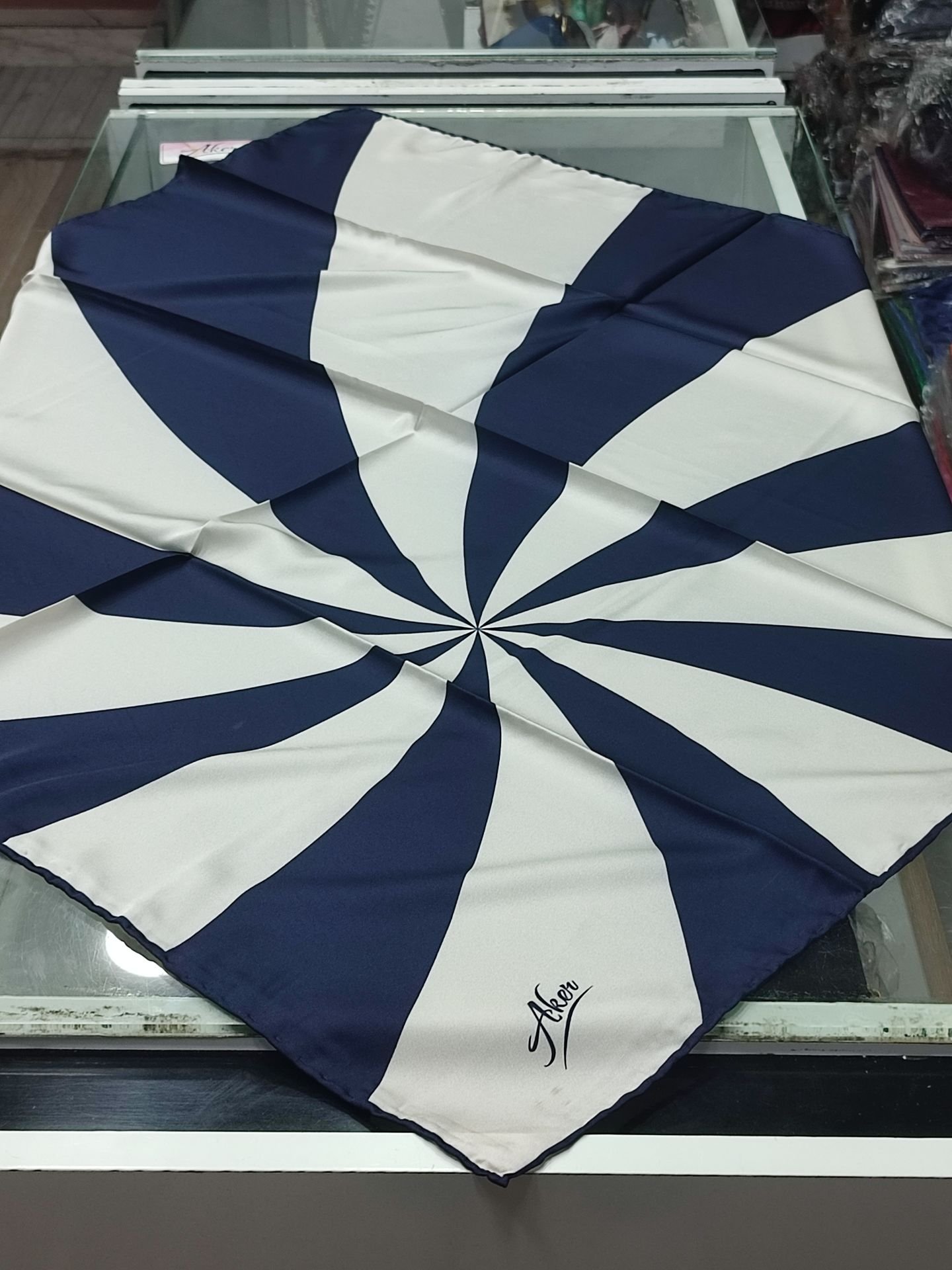 AKER POLYESTER TİVİL EŞARP 8599-921