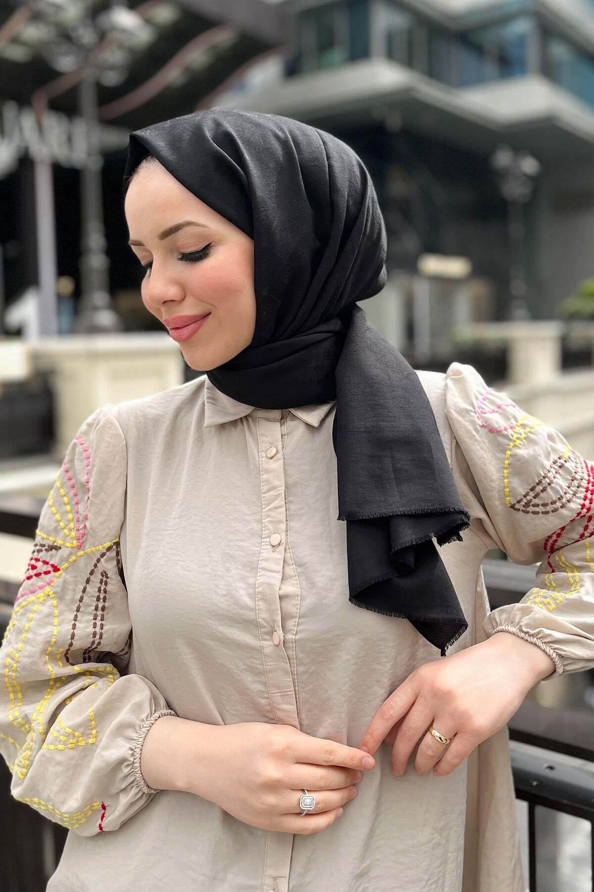 AKER COTTON ŞAL 1030800-911 SİYAH