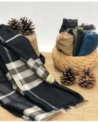 Burberry Şal Siyah Krem