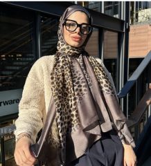 DİOREL VUAL İPEK ŞAL LEOPAR DESENLİ HAKİ YEŞİL