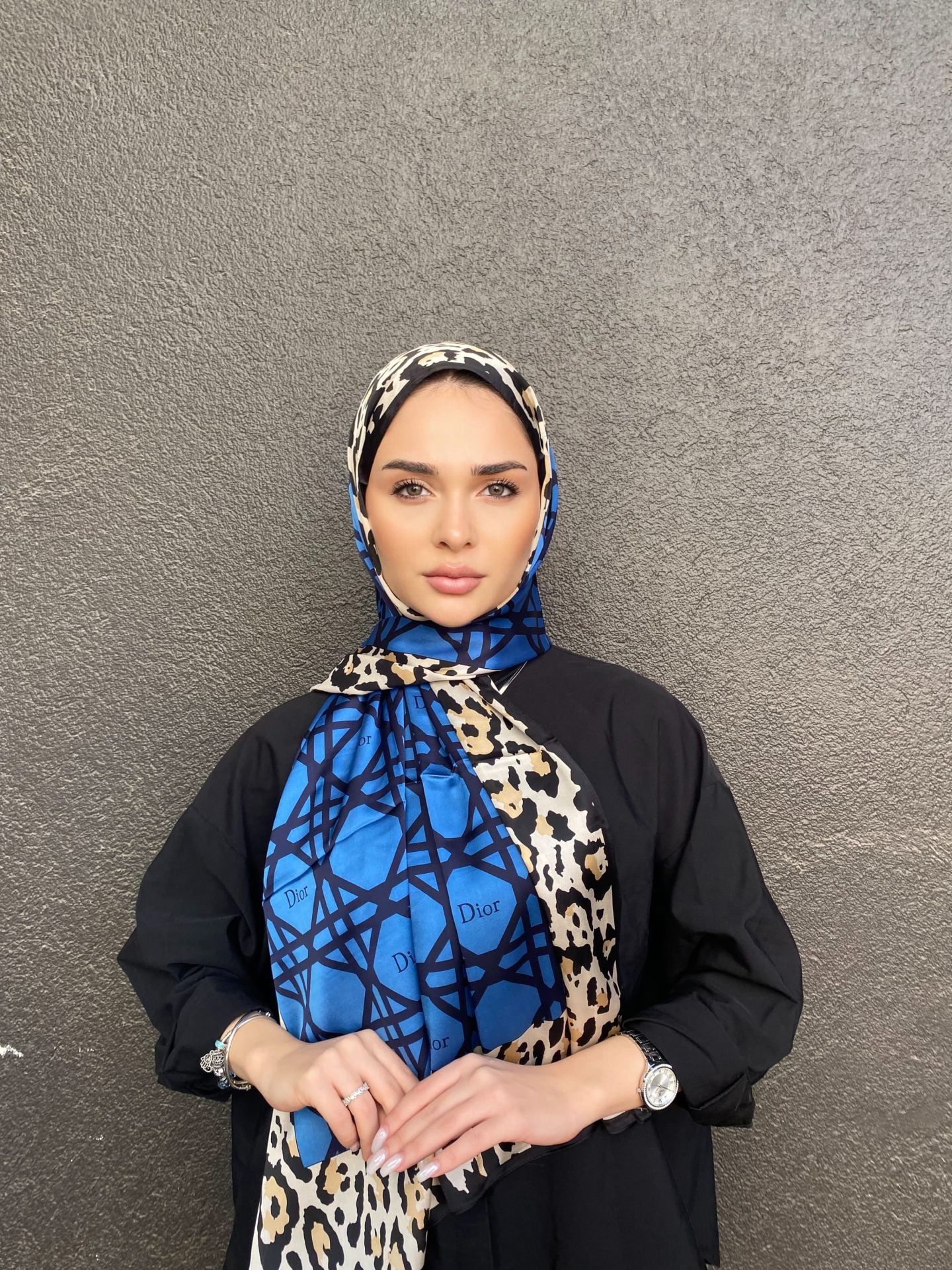 VUAL İPEK ŞAL SİYAH SAKS MAVİSİ
