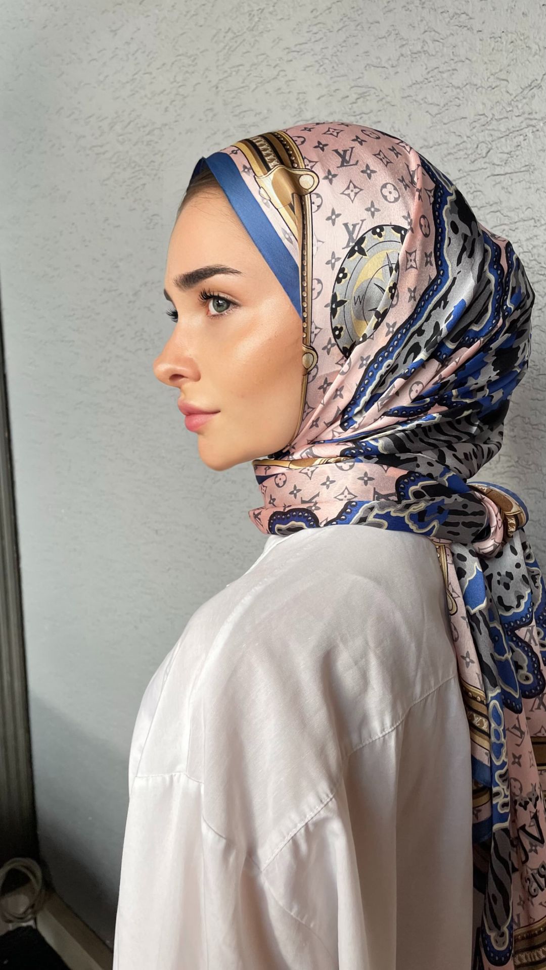 LOUİS VOİTTON  VUAL İPEK ŞAL  LACİVERT PUDRA