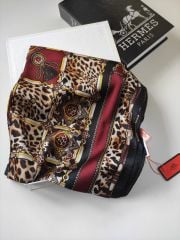 HERMES VUAL İPEK ŞAL LEOPAR DESENLİ BORDO SİYAH