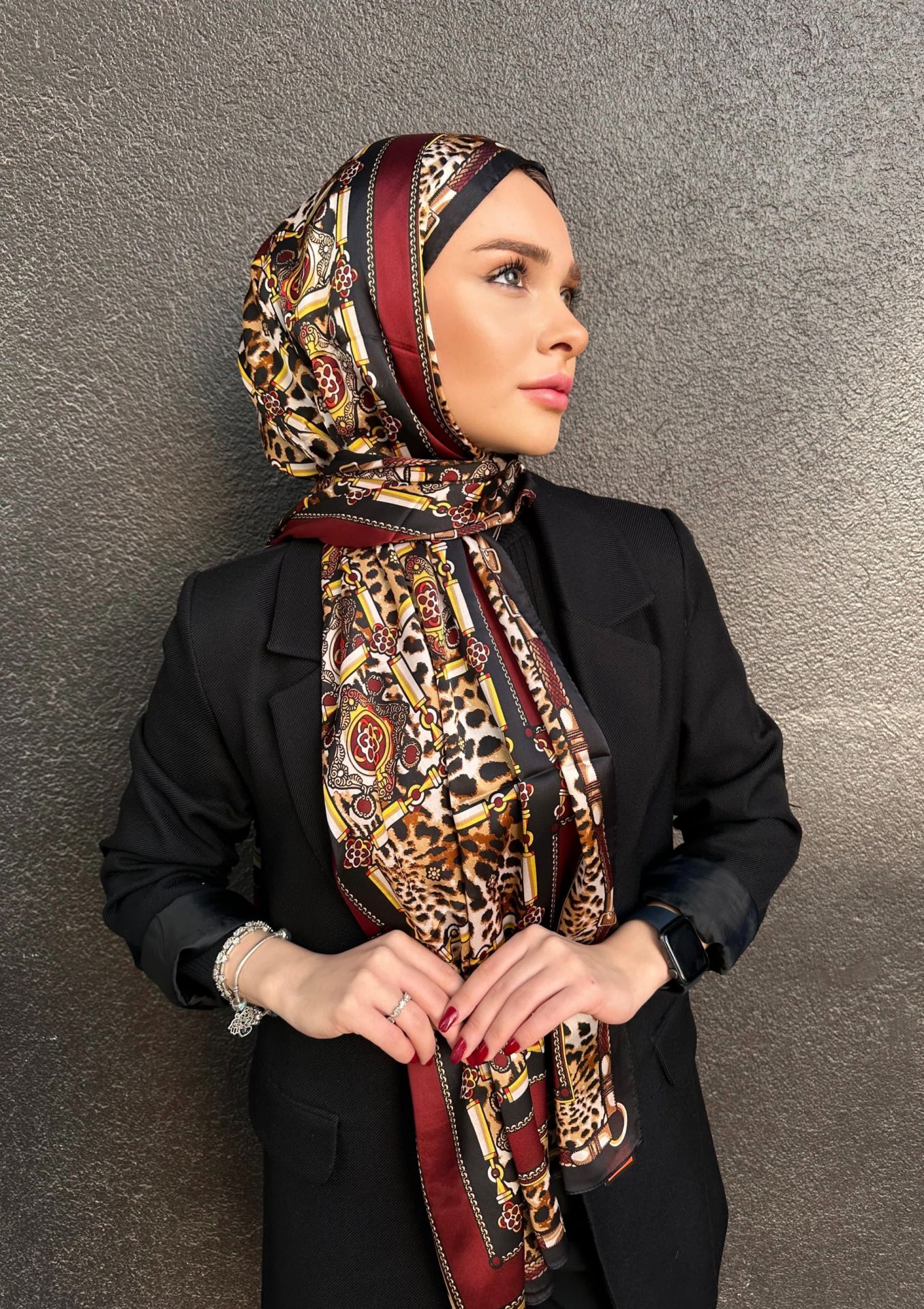 HERMES VUAL İPEK ŞAL LEOPAR DESENLİ BORDO SİYAH