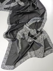 C DESEN VUAL İPEK ŞAL  SİYAH BEYAZ