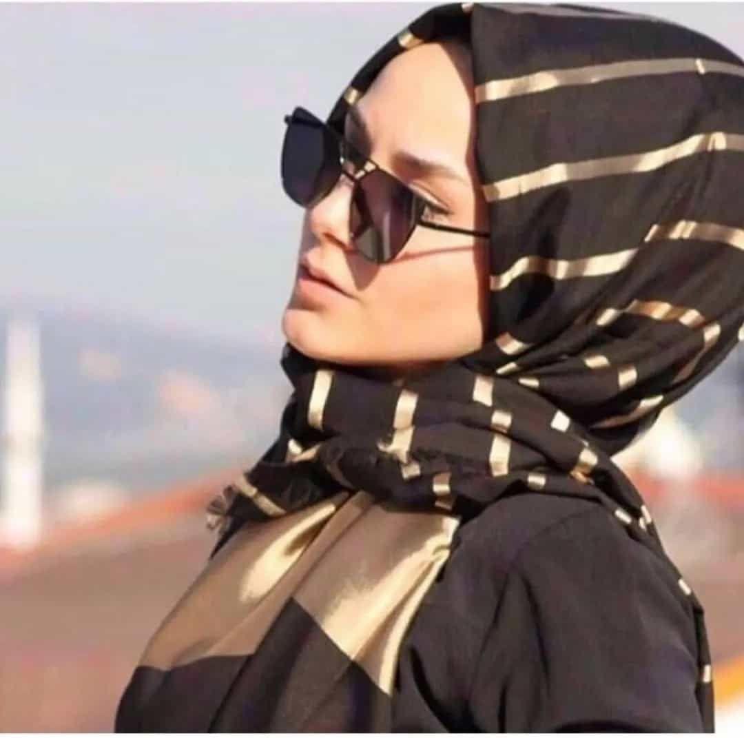 PİRAMİT PAMUK FLOŞLU ŞAL SİYAH GOLD