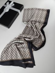 FENDİ F  DESEN  VUAL İPEK ŞAL SİYAH VİZON