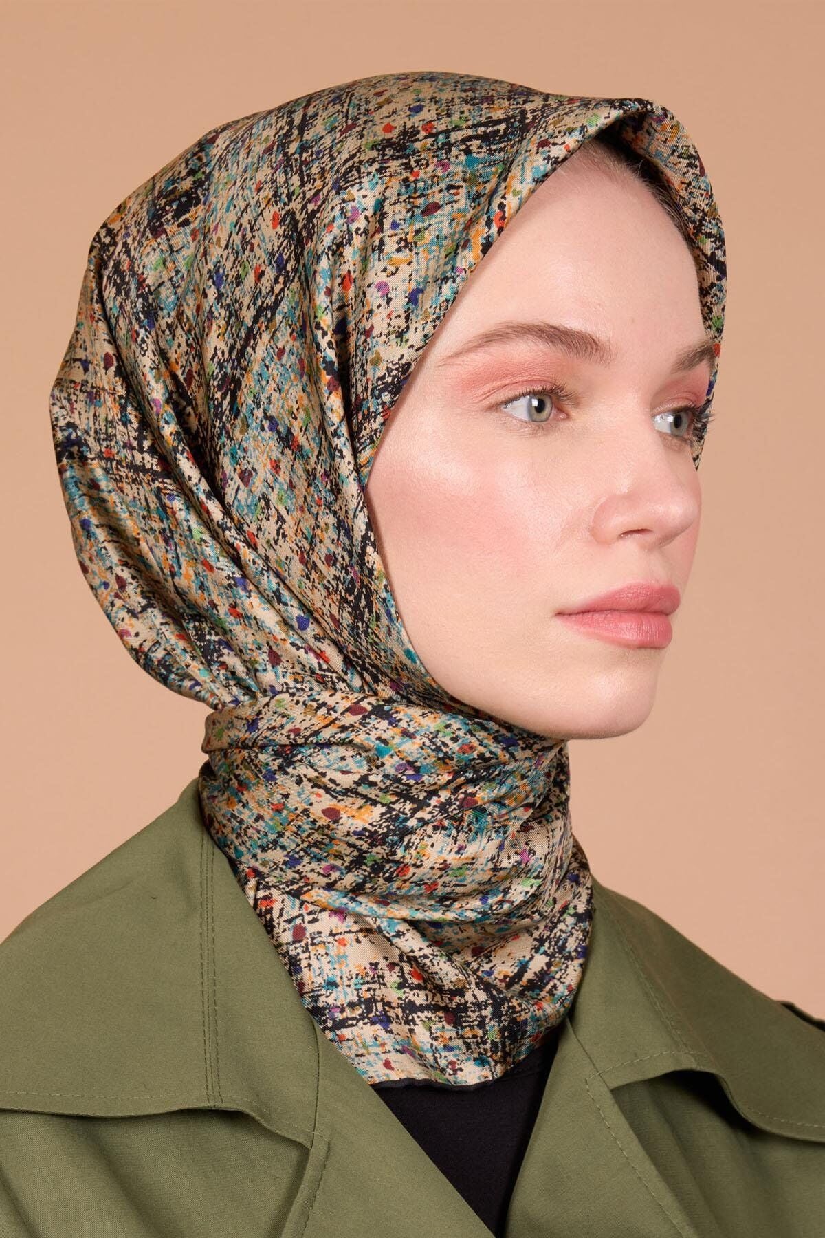 AKER SURA  İPEK EŞARP 9074-311