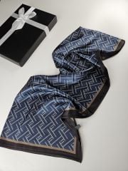 FENDİ F  DESEN  VUAL İPEK ŞAL  SİYAH KOT MAVİ