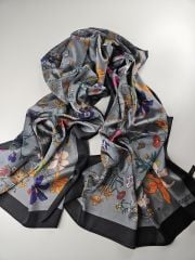 VUAL İPEK ŞAL ÇİÇEK DESENLİ SİYAH GRİ