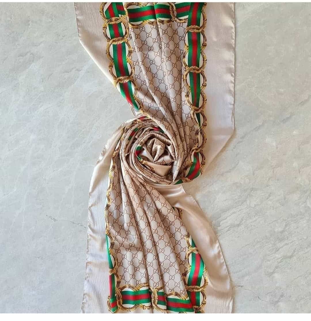GUCCİ VUAL İPEK ŞAL KREM