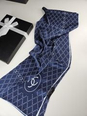 CHANEL  KÜÇÜK C DESEN VUAL İPEK ŞAL  LACİVERT BEYAZ