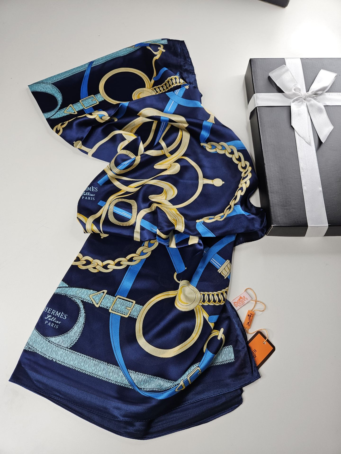 HERMES VUAL İPEK ŞAL LACİVERT SAKS MAVİ