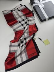 BURBERRY  VUAL İPEK ŞAL SİYAH KIRMIZI