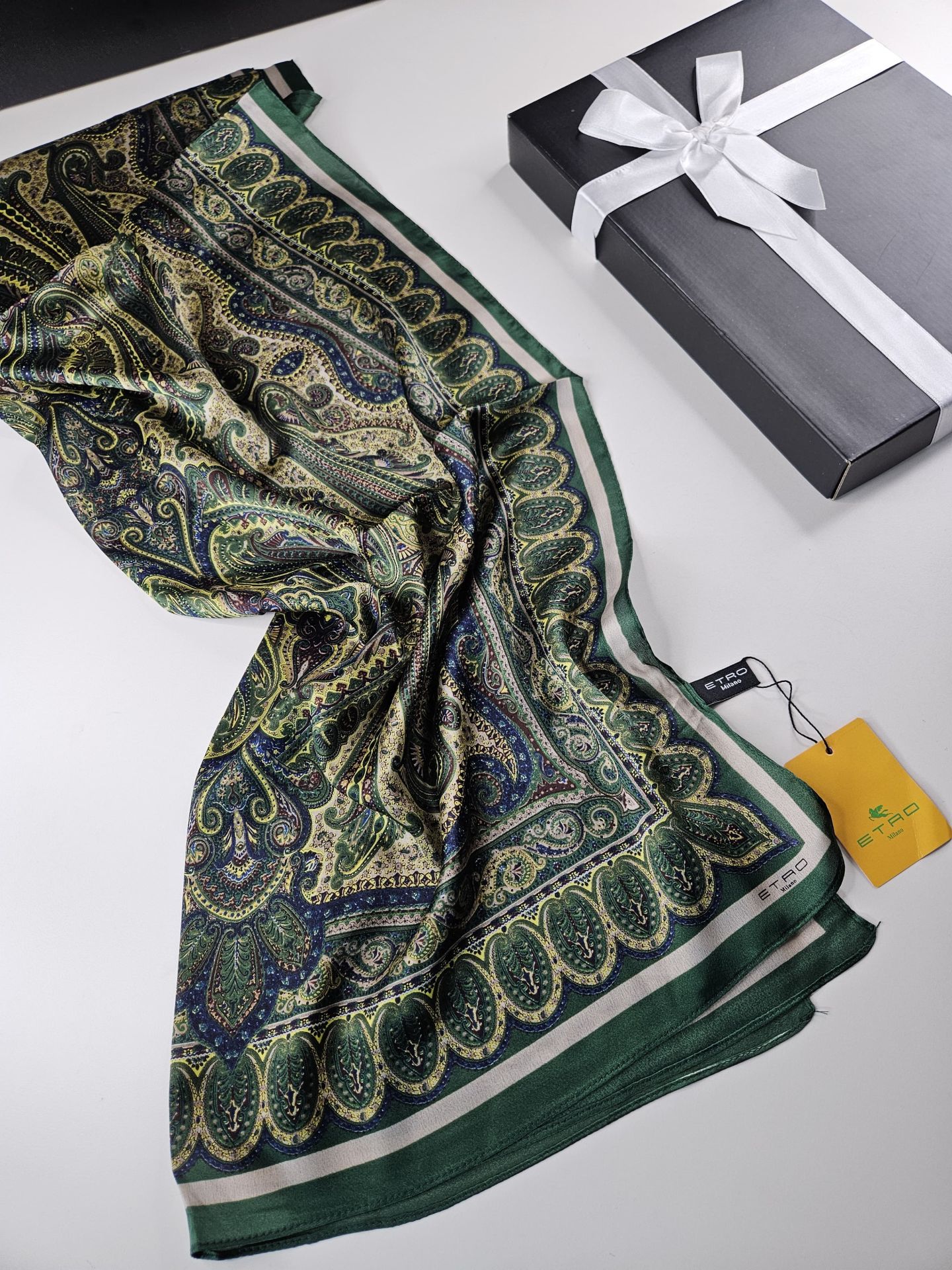 VUAL İPEK ŞAL  ŞAL DESEN YEŞİL