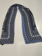CHANEL PAPATYA DESEN VUAL İPEK ŞAL LACİVERT MAVİ