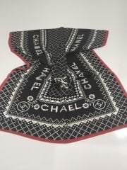 CHANEL PAPATYA DESEN VUAL İPEK ŞAL SİYAH KIRMIZI
