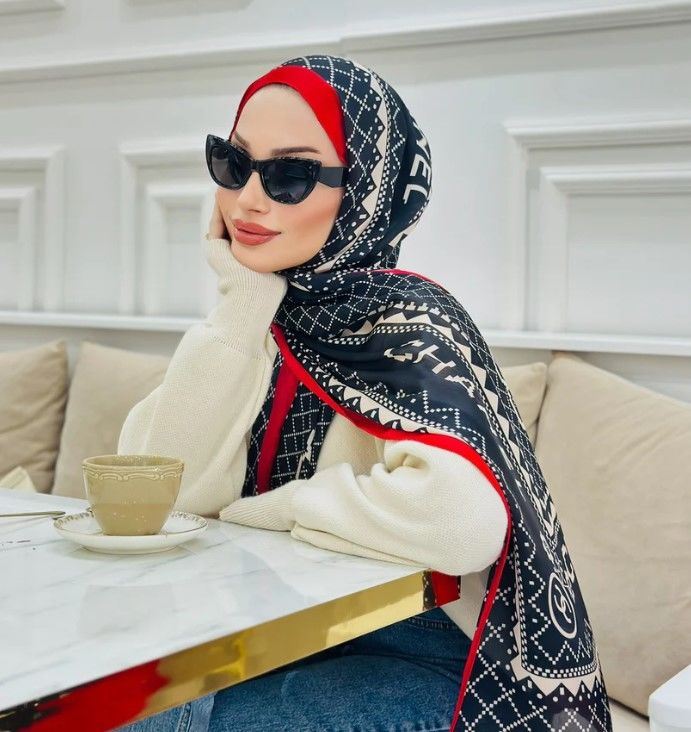CHANEL PAPATYA DESEN VUAL İPEK ŞAL SİYAH KIRMIZI