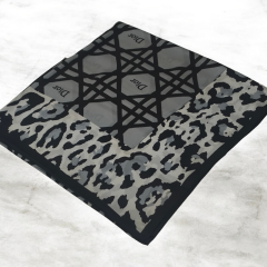 VUAL İPEK ŞAL LEOPAR GEOMETRİK DESEN GRİ SİYAH
