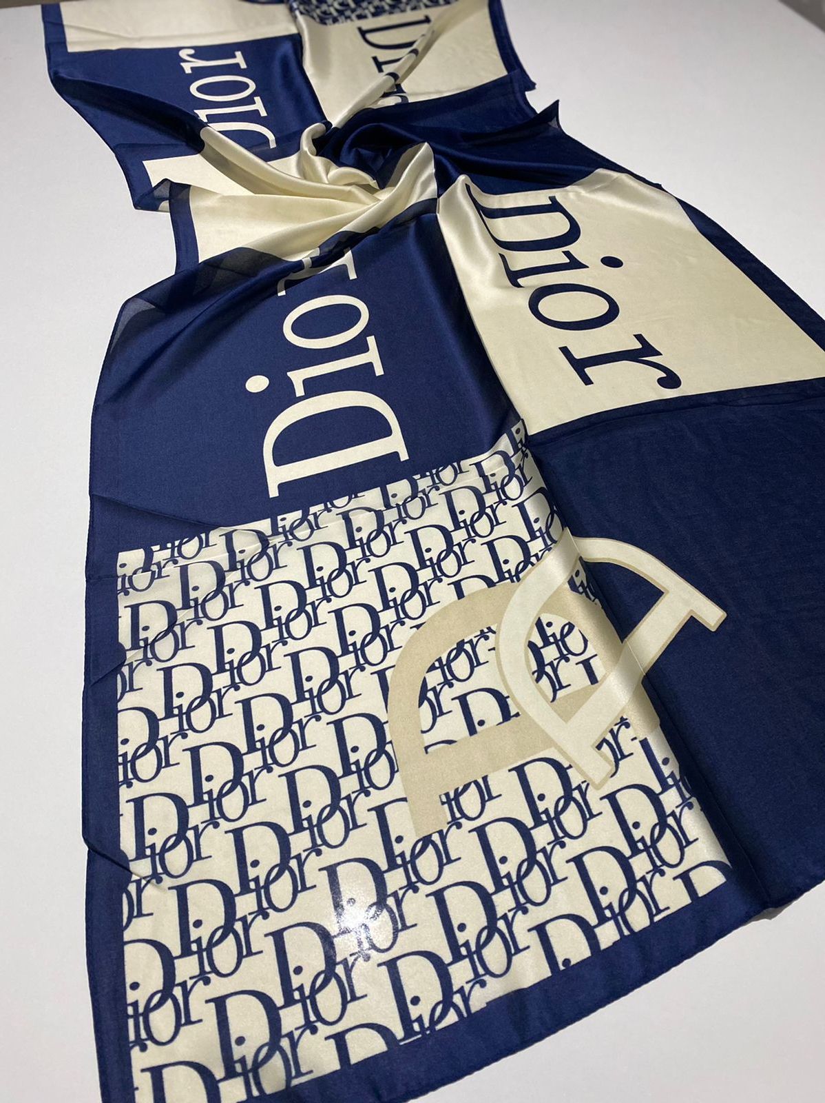 Dior Vual İpek Şal Lacivert Krem