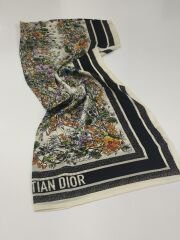 VUAL İPEK ŞAL ÇİÇEKLİ DESENLİ  BEYAZ SİYAH YEŞİL TURUCU