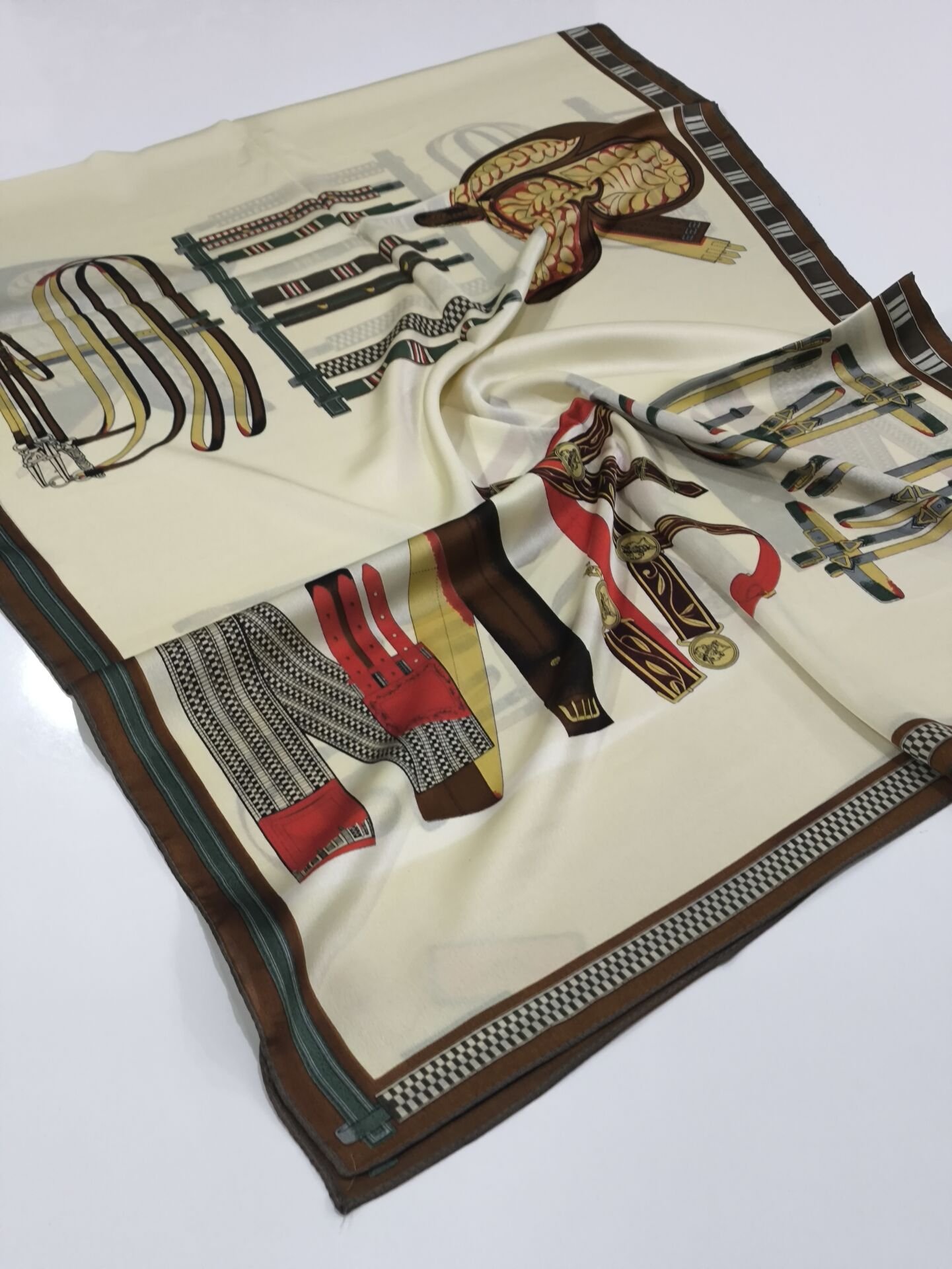 VUAL İPEK ŞAL KEMER DESENLİ KREM KAHVE