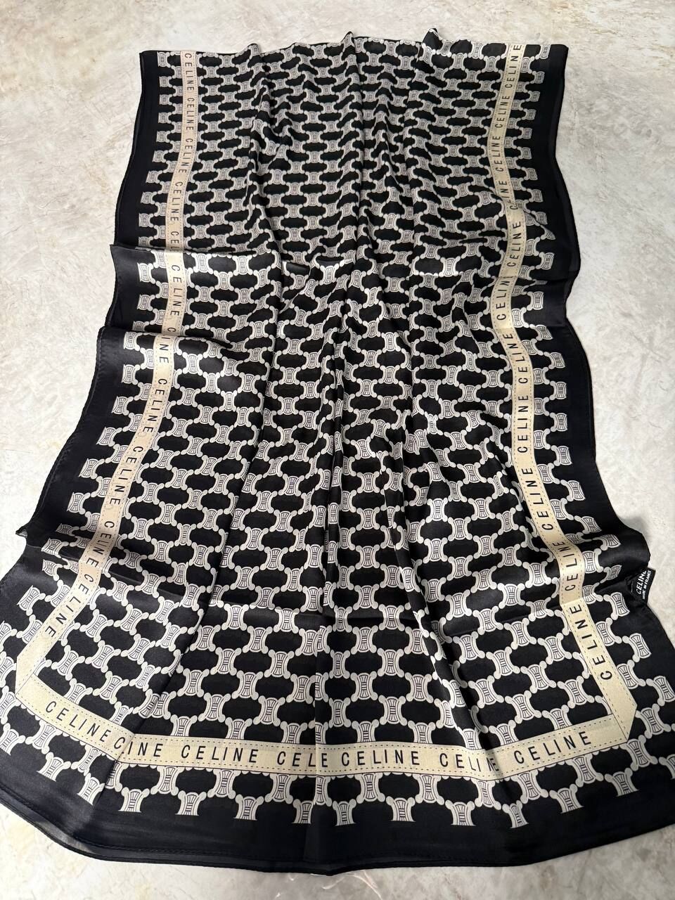 LOGO DESEN  VUAL İPEK ŞAL SİYAH KREM