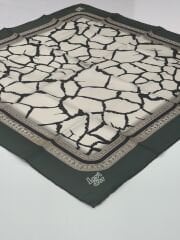 LEVİDOR TİVİL İPEK EŞARP TAŞ DESEN ZÜMRÜT YEŞİLİ  3092-1