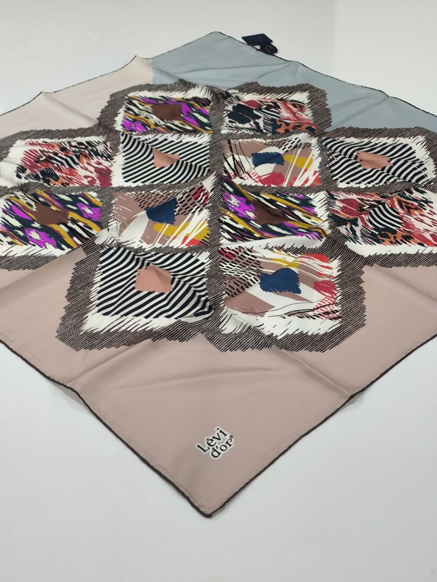 LEVİDOR TİVİL İPEK EŞARP PUDRA 0170-1