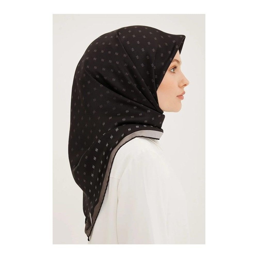 ARMİNE  İPEK EŞARP NOSTALJİ  8936-57