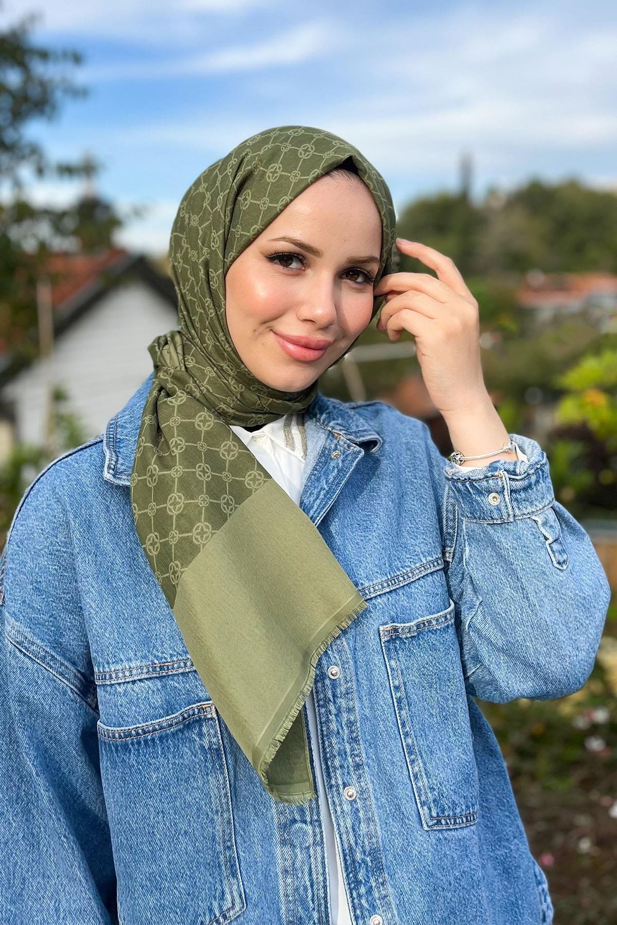 AKER ELEGANCE MONOGRAM ŞAL 1090100-952 HAKİ