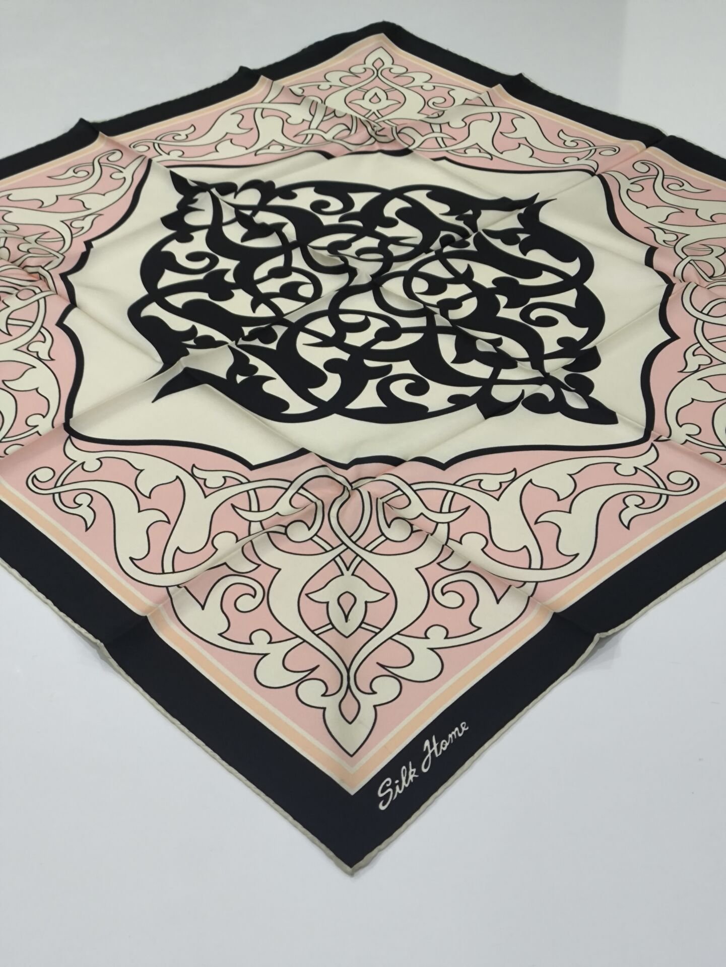 SİLKHOME TİVİL İPEK EŞARP ETNİK DESEN SİYAH PUDRA 2014-1