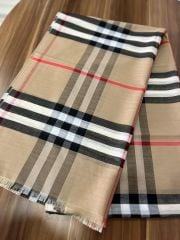 BURBERRY EKOSE ŞAL  ANA RENK KIRMIZI ÇİZGİLİ