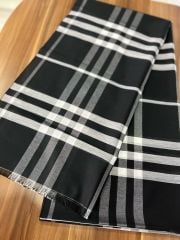 BURBERRY EKOSE ŞAL SİYAH BEYAZ