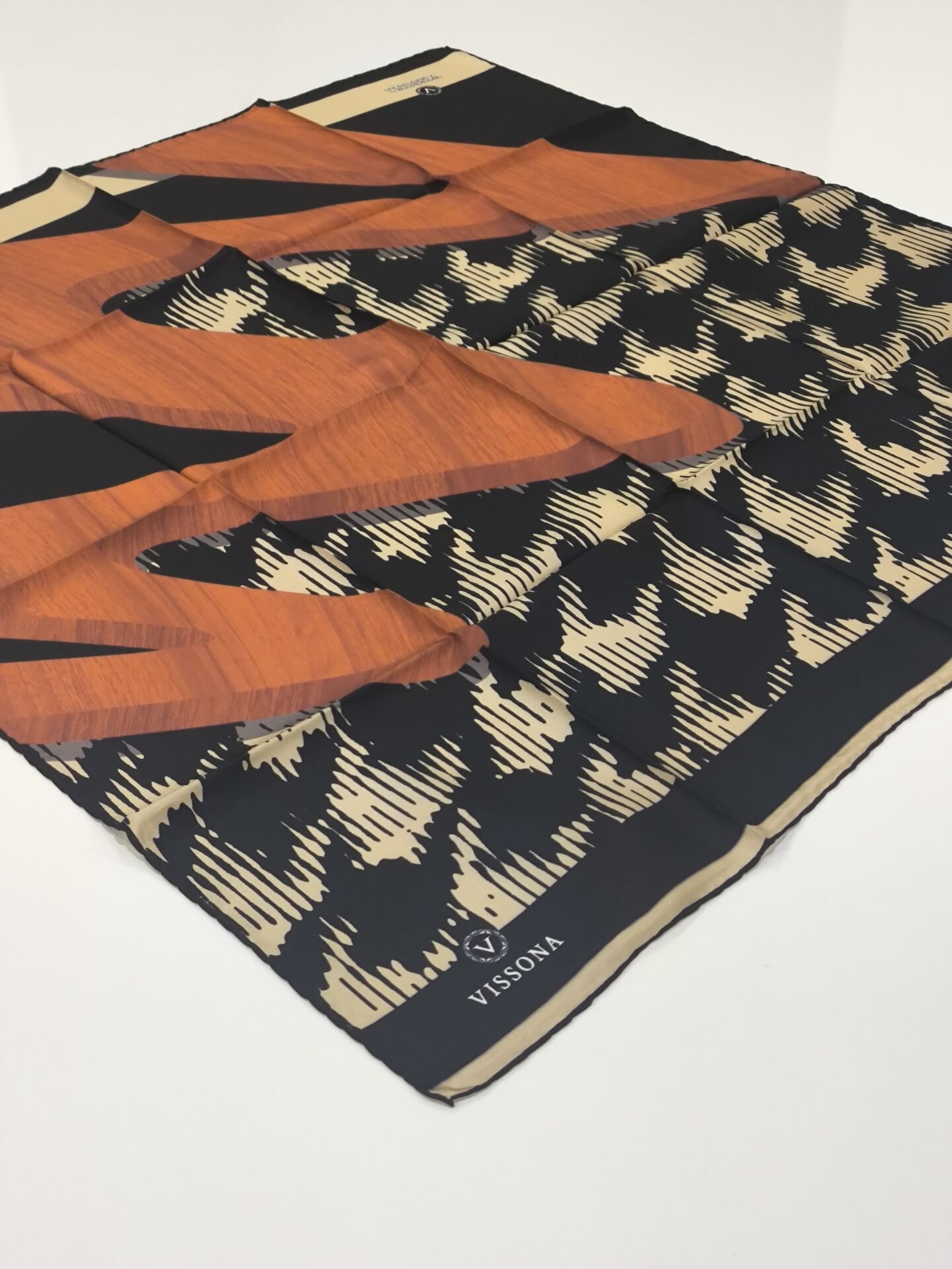 VİSSONA TİVİL İPEK EŞARP SİYAH KİREMİT 1009-3