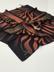 VİSSONA TİVİL İPEK EŞARP ZEBRA DESEN SİYAH KİREMİT 1016-2