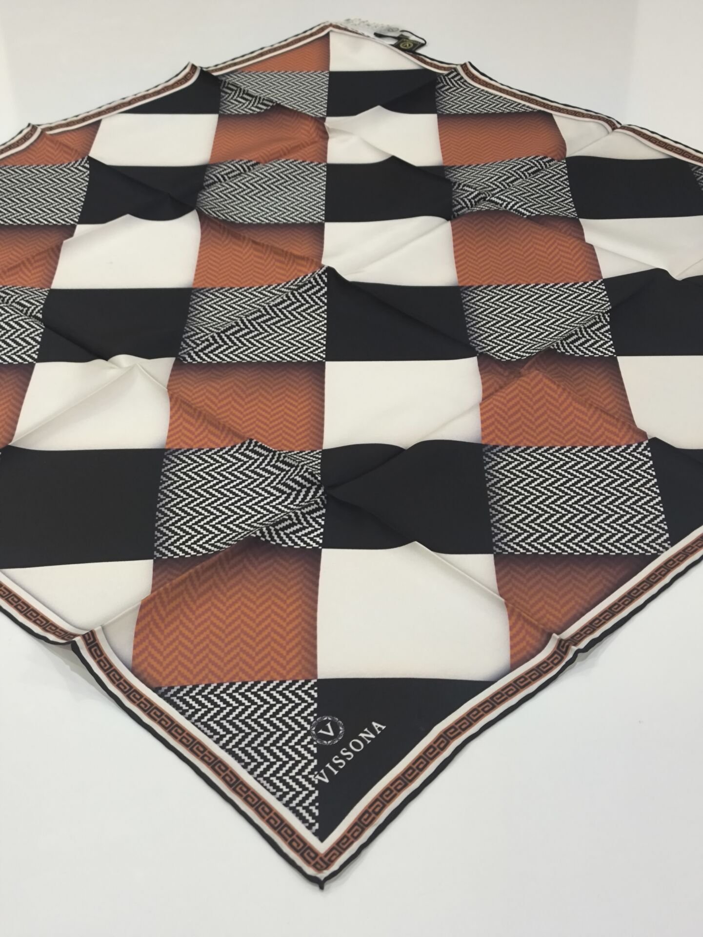 VİSSONA TİVİL İPEK EŞARP SİYAH KİREMİT 1006-1