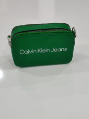 CALVİN KLEİN JEANS KUTU MODEL ÇANTA BENETTON YEŞİLİ