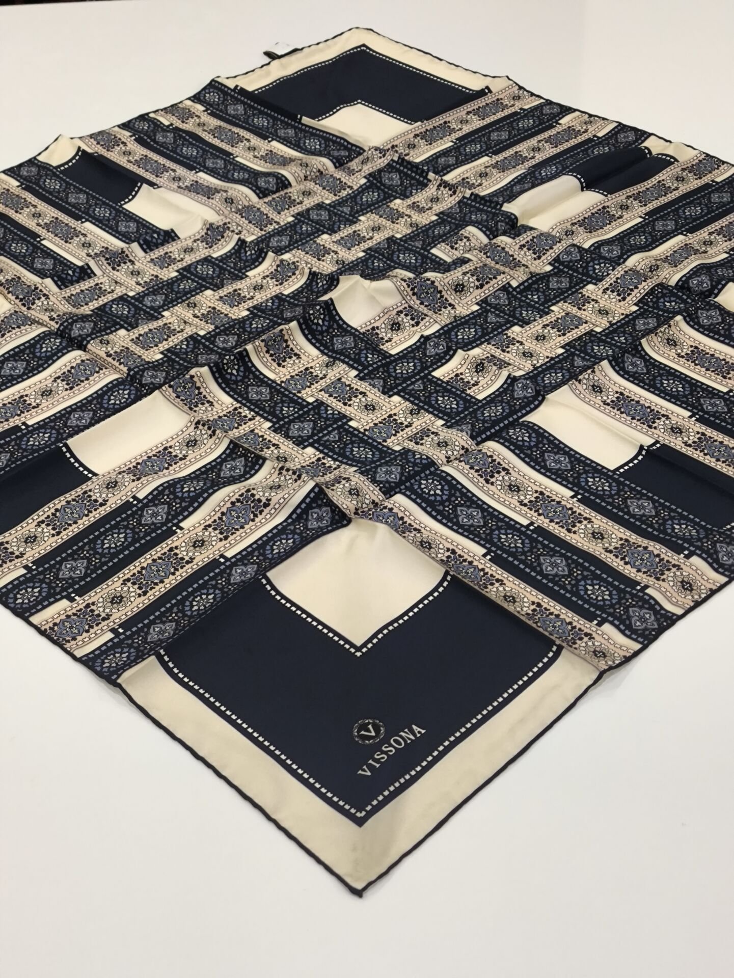 VİSSONA TİVİL İPEK EŞARP LACİVERT PUDRA 3006-1