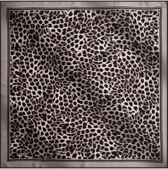 AKER SURA İPEK EŞARP NOSTALJİ LEOPAR DESEN 7984-332