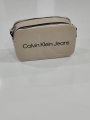 CALVİN KLEİN JEANS KUTU MODEL ÇANTA TAŞ