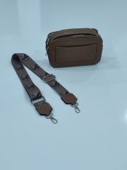 CALVİN KLEİN JEANS KUTU MODEL ÇANTA VİZON
