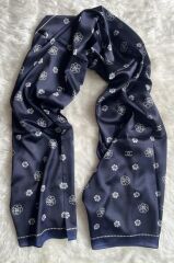 C DESEN LOGO MODEL VUAL İPEK ŞAL LACİVERT