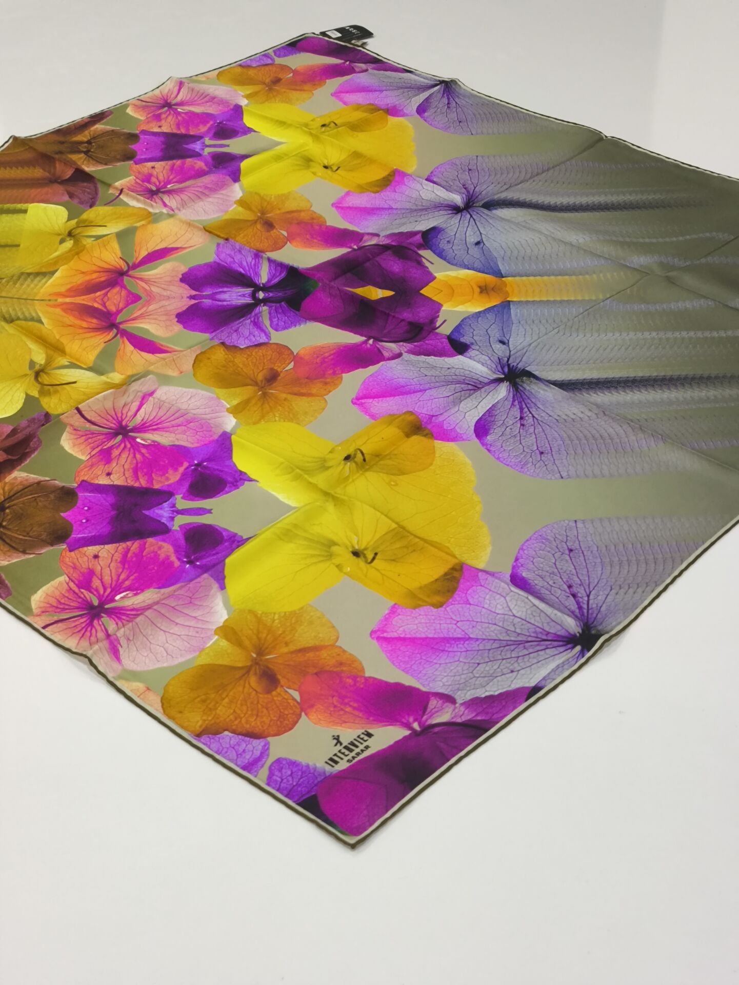 SARAR İNTERVİEW TİVİL İPEK EŞARP 10015-8